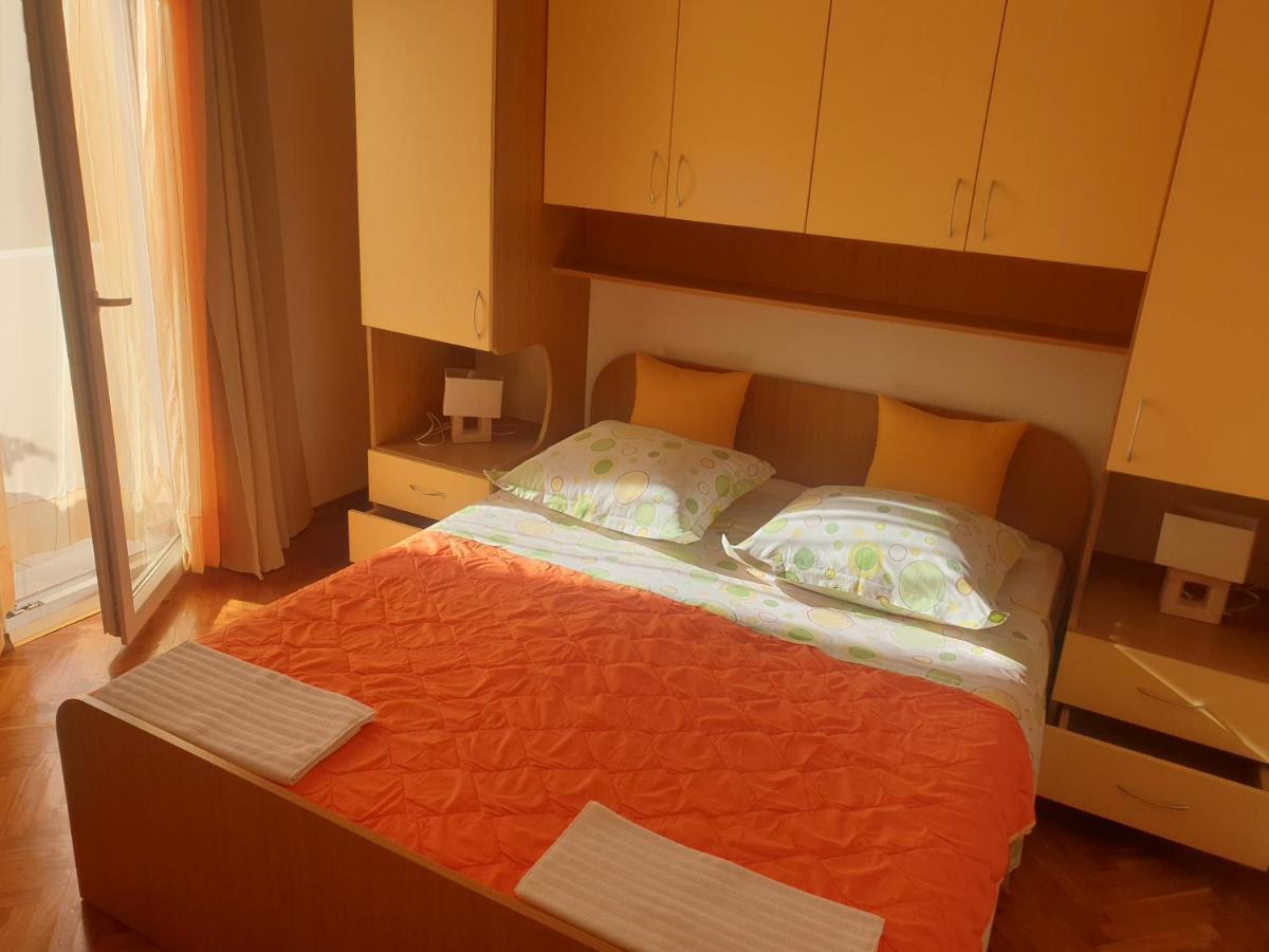 Villa Vujcic Makarska Eksteriør bilde